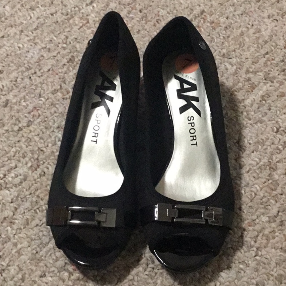 Anne Klein dress shoes